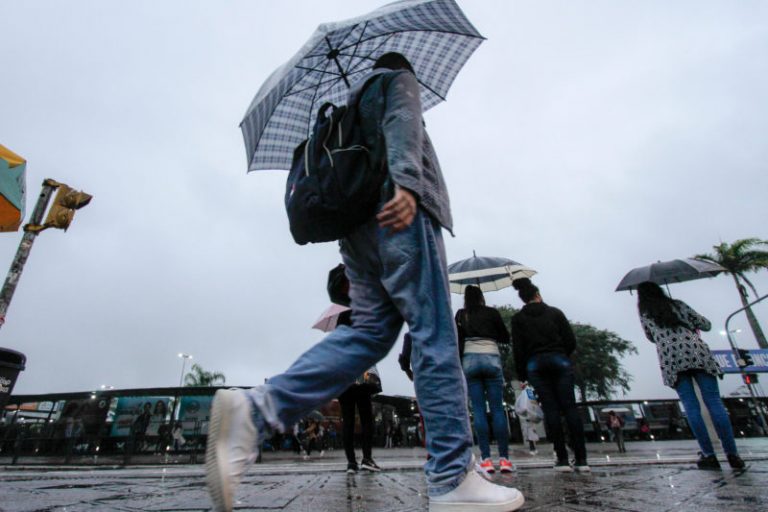 Mais calor em Santa Catarina, mas podem ocorrer temporais