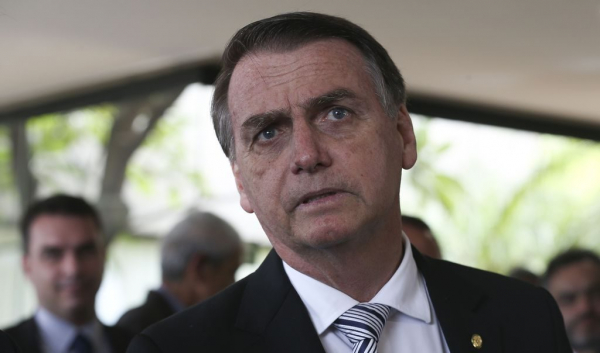 A ômicron é ‘bem-vinda’ e pode acabar com a pandemia, diz o presidente Bolsonaro