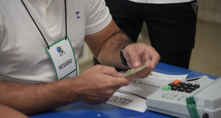 Nas eleições de 2022, mesários vão receber R$ 45 de auxílio alimentação