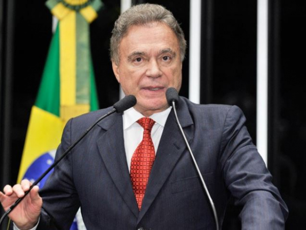 Mandatos de Alvaro Dias (PR) e Dário Berger (SC) no Senado terminam no final do ano