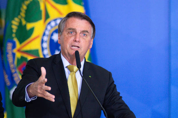 Bolsonaro, em sua Live, diz que lucro da Petrobras é um “estupro” e apela para não ter novos aumentos