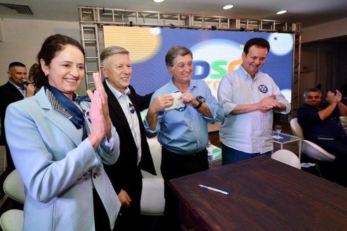 Prefeito Topázio Neto (Florianópolis) filiou-se no PSD, fortalecendo da candidatura de Gean Loureiro