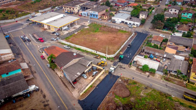 Rua Ângelo Pascoalim é asfaltada em União da Vitória