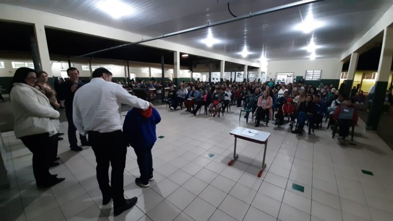 Escola Municipal Professor José Moura inaugura novo Laboratório de Informática