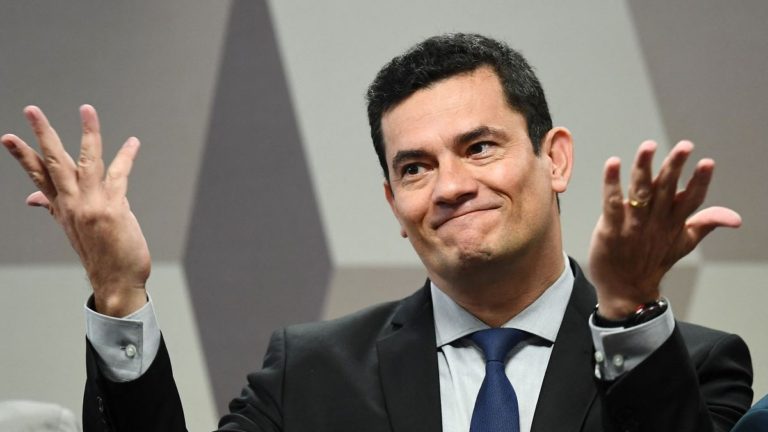 Sergio Moro reúne imprensa nesta terça-feira (12) para anunciar se vai concorrer ao Senado