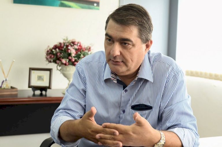 Antíbio Lunelli critica os “mamadores” do MDB de Santa Catarina