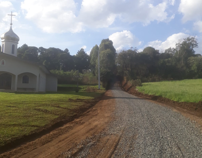 Secretaria de Obras realiza melhorias em estradas do interior de União da Vitória