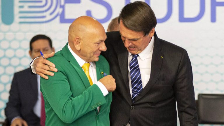 Empresários defendem golpe de Estado em favor de Bolsonaro