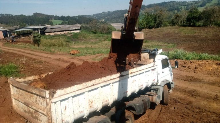 Secretaria de Agricultura de União da Vitória segue com o Programa Porteira Adentro