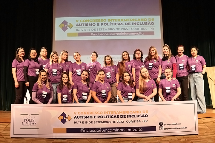 Educadoras da APAE de Porto União participam do V Congresso Interamericano de Autismo