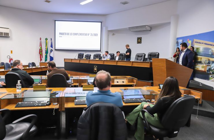 9 vereadores de Joinville declaram apoio à candidatura de Gean Loureiro