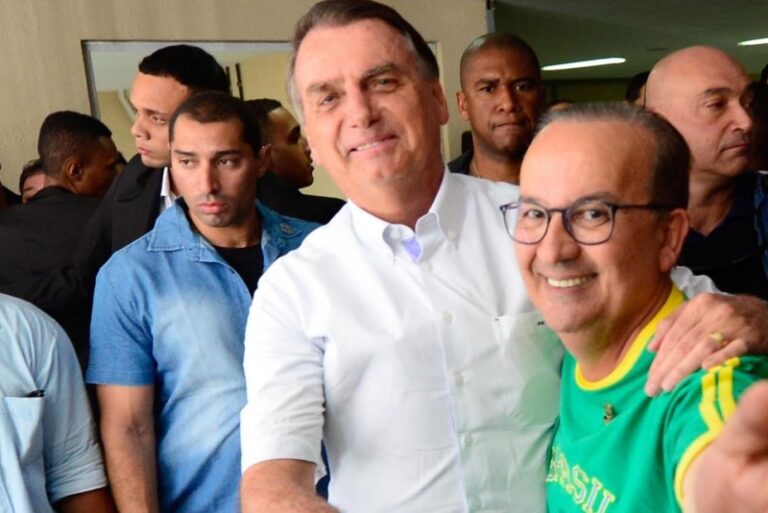 Votação de Jair Bolsonaro e de Jorginho Mello em Porto União e Santa Catarina foi ‘massacrante’