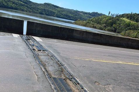 Com pavimentação precária, rodovias federais em Santa Catarina comprometem a economia e a segurança