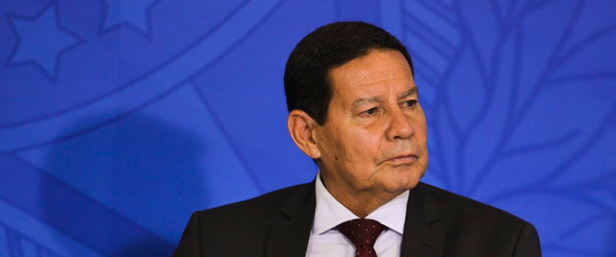 Eleito senador, o vice-presidente Hamilton Mourão, disse que não considera que houve fraude