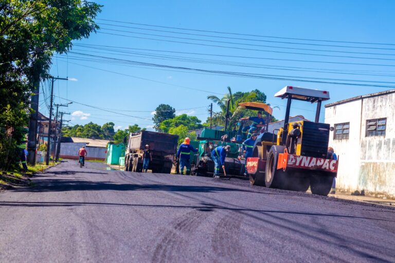 Quase 1 quilômetro de asfalto no Distrito de São Cristóvão em União da Vitória