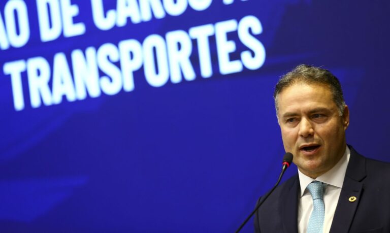 Novo ministro dos Transportes aposta em ampliação da malha ferroviária