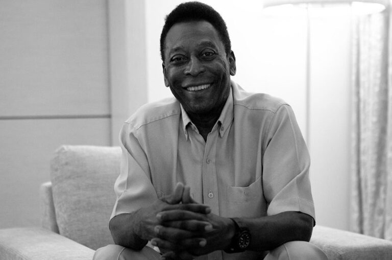 Projeto vai incluir Pelé no Livro dos Heróis e Heroínas da Pátria