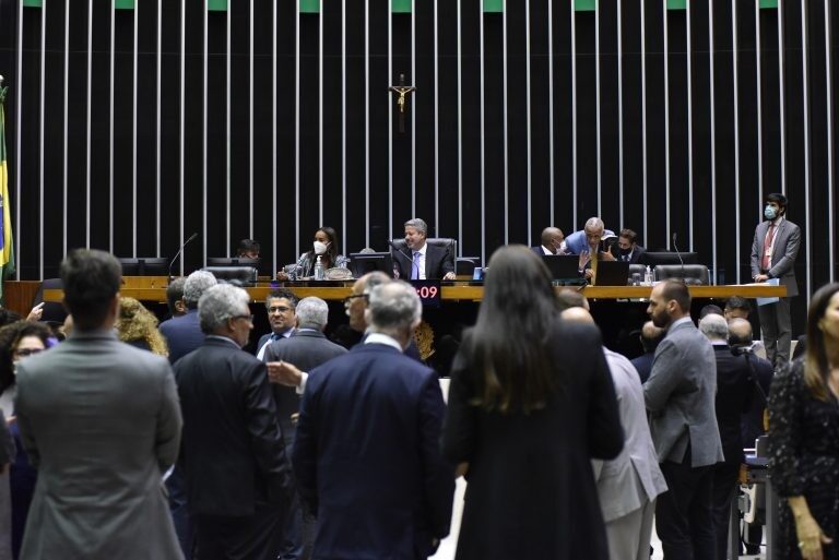 A “fantástica” mordomia dos deputados federais