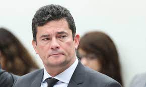 Adversários políticos do senador Sergio Moro, apostam que, como Dallagnol, pode perder o mandato