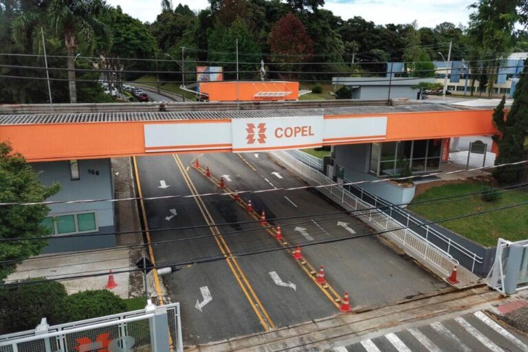 Copel em Comunicado ao Mercado nega que tem dívida bilionária