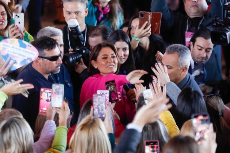 A intensa agenda de Michelle e Jair Boolsonaro em Santa Catarina