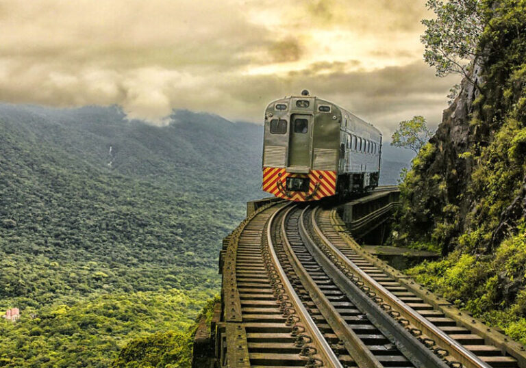 Paraná é a porta de entrada de turistas estrangeiros em 2023