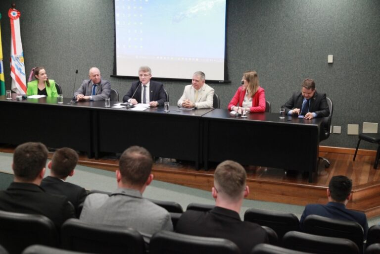 Assembleia Legislativa de Santa Catarina debate alternativas para coibir fraudes em empréstimos consignados