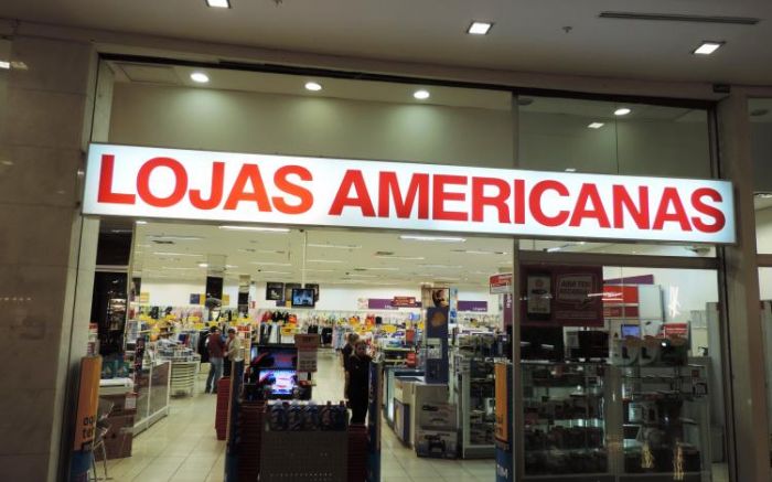 A situação das Lojas Americanas  que vive delicada crise contábil e fechamento de dezenas de lojas