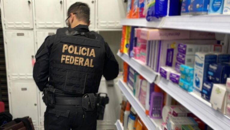 Operação da Polícia Federal realiza a operação ‘Indebitus’ em farmácias populares em Santa Catarina e outros estados