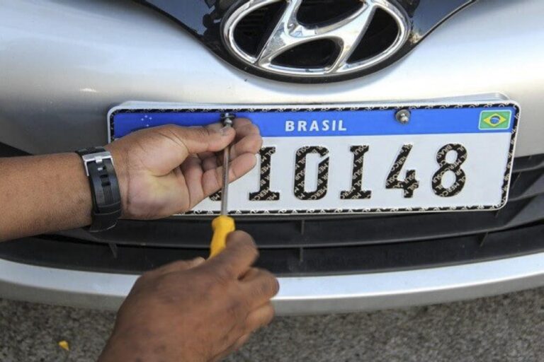 Projeto de lei do senador Amin quer retorno de placas com ‘município’ e ‘estado’