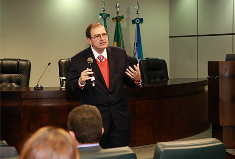 Célio Horst Waldaff eleito presidente do Tribunal Regional do Trabalho do Paraná