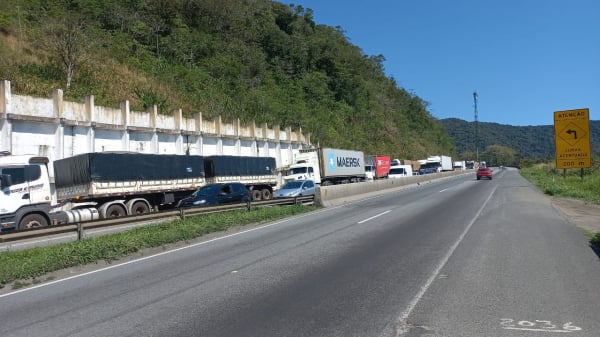 BRs 476 e 153 são duas rodovias federais afetadas pelas chuvas no Paraná