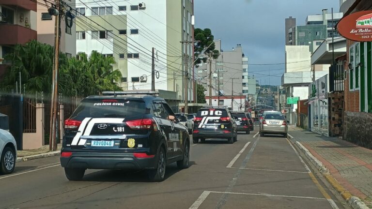 Polícia Civil de Santa Catarina deflagra operação na cidade de Palmas