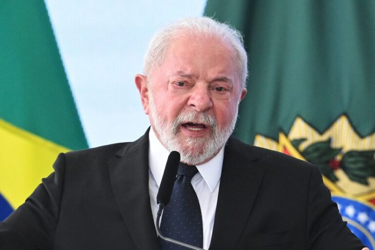 45% dos brasileiros consideram o governo de Lula ruim/péssimo e 43% ótimo/bom