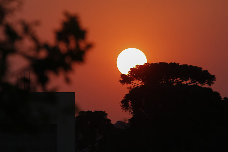 O tempo em Santa Catarina, ainda com o calor escaldante