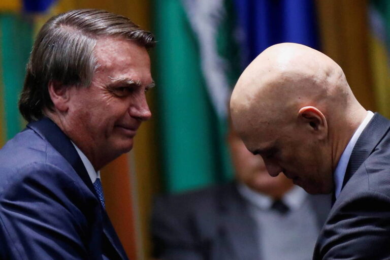 Presidente do TSE rejeitou recurso de Bolsonaro contra a decisão que o tornou inelegível