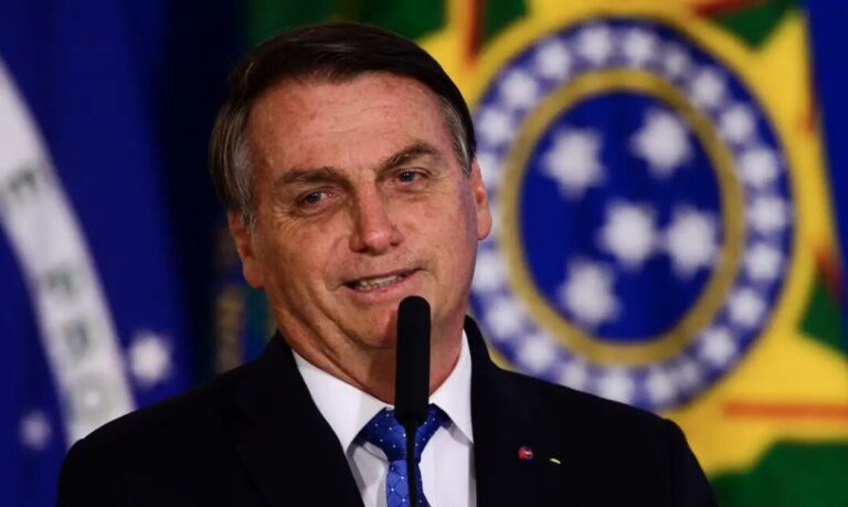 48,4% discordam da decisão que tornou Jair Bolsonaro inelegível