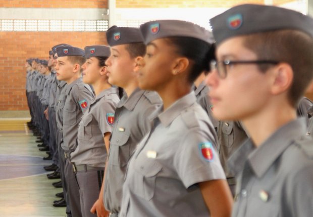 O triunfal retorno da Escola Militar ‘Fernando Sobral’ de Porto União