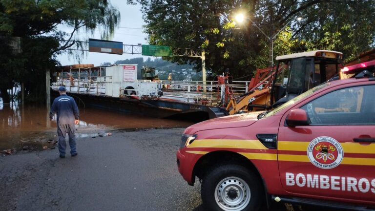 Bombeiros de Santa Catarina acionam Força-Tarefa para atender às chuvas