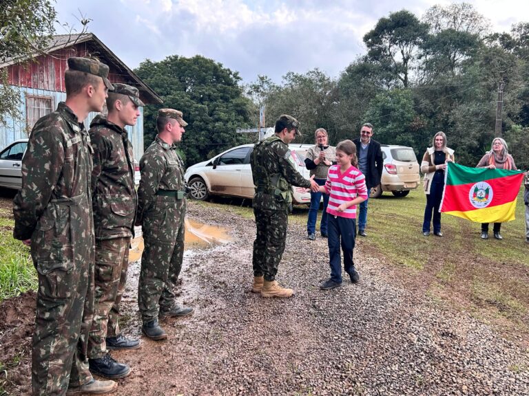 5º Batalhão de Engenharia de Combate Blindado é homenageado